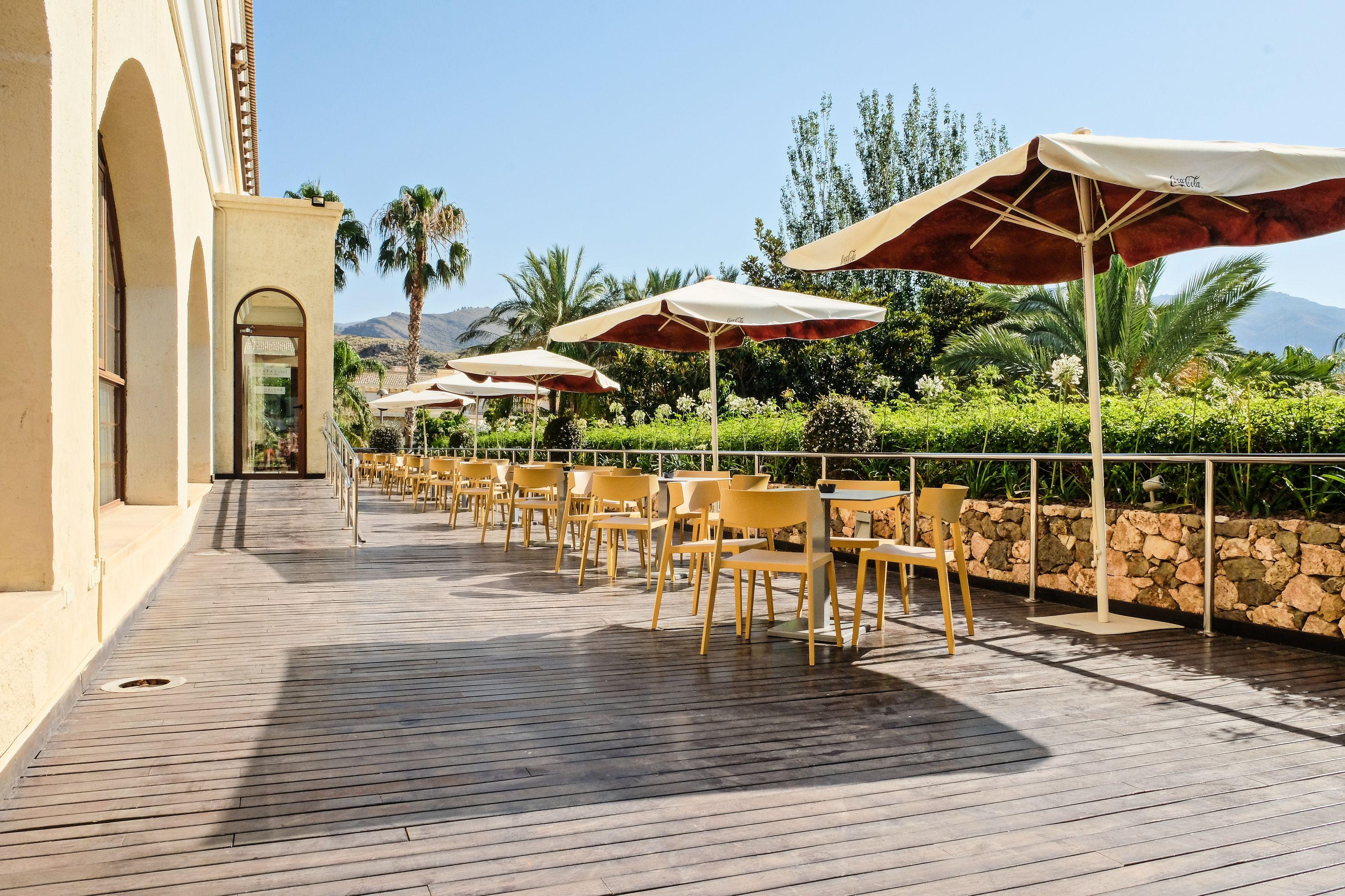 Hotel Envia Almeria & Golf 5*
